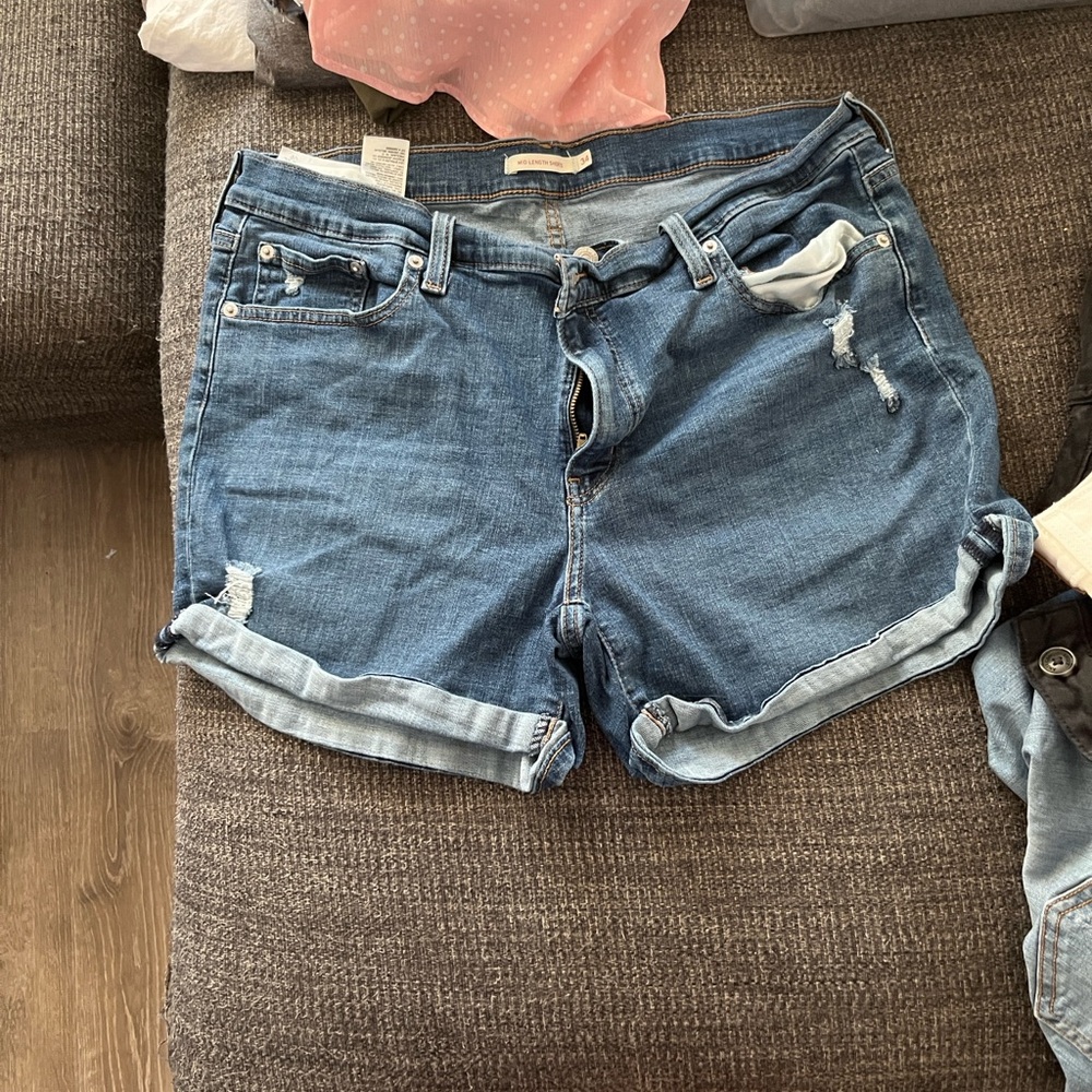Levi's Classic Blue Jean Shorts